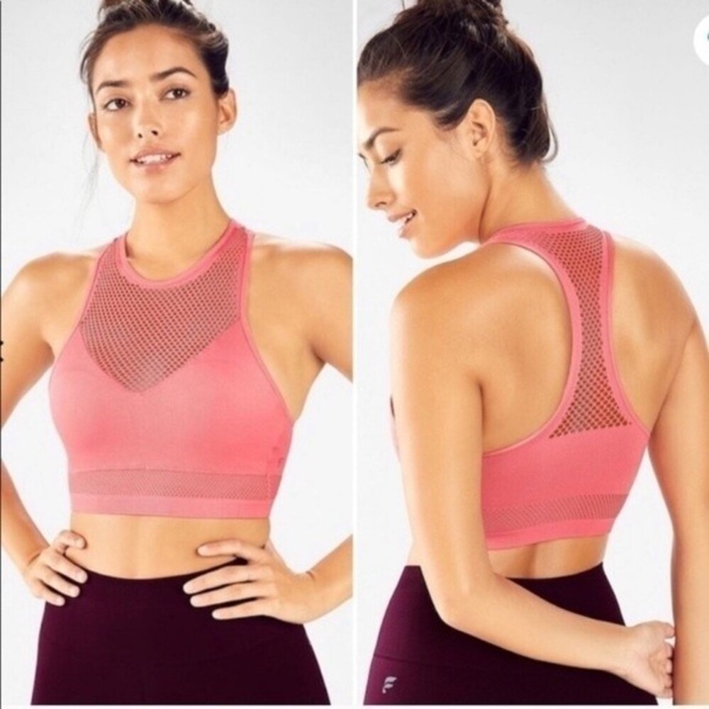 Fabletics Maran Seamless Sports Bra in Pink  S